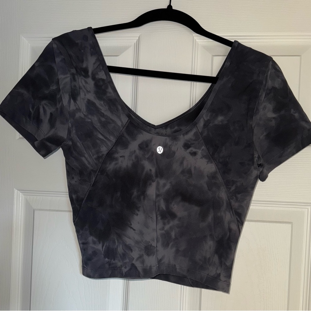 Lululemon Black Swiftly Top - Just like new - Picture 2 of 5